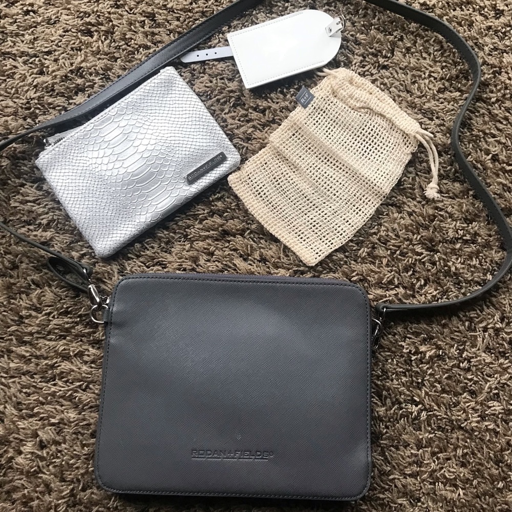 Rodan and Fields purse , makeup bag, cinch sack & travel tag